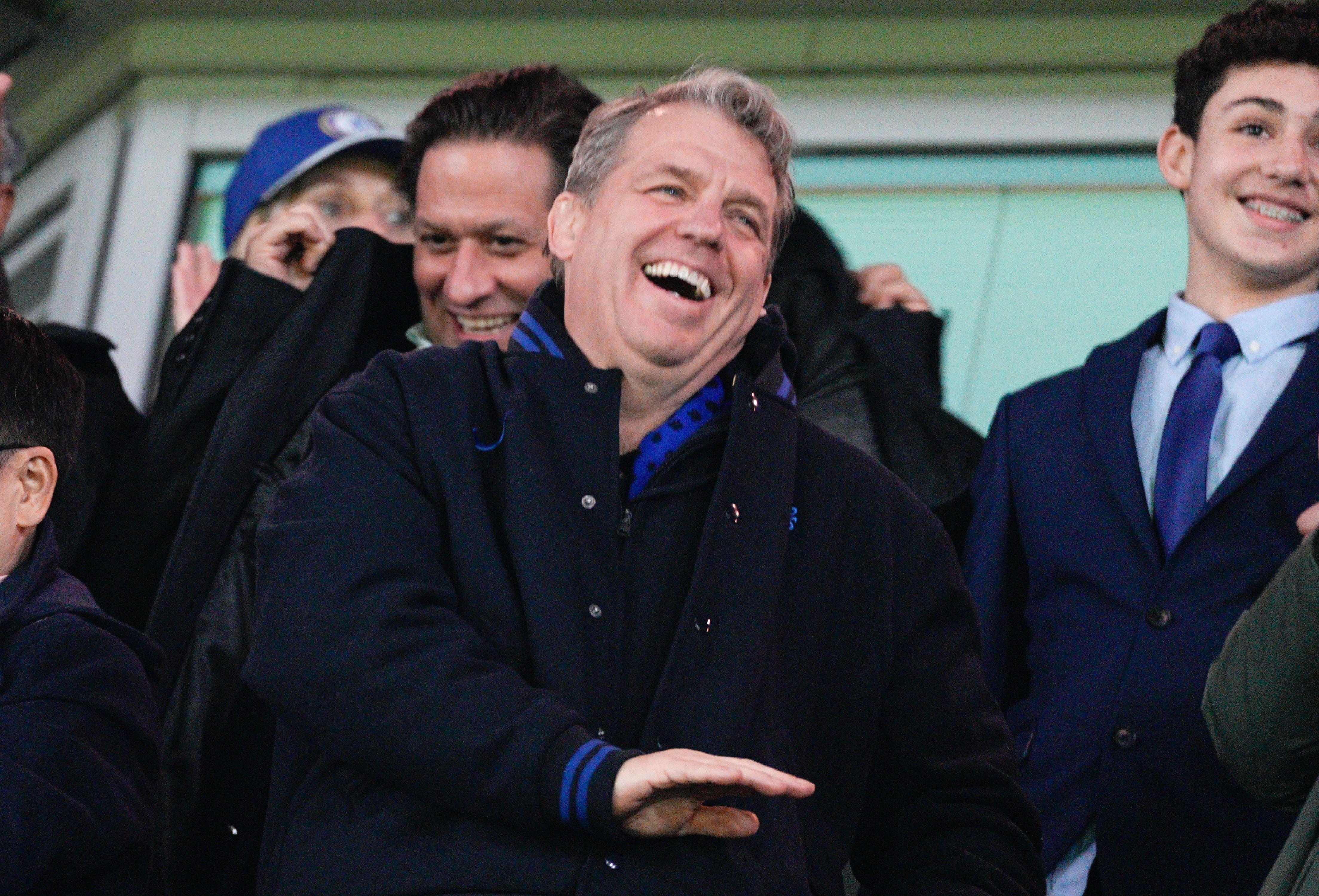 俱乐部带来, dingy, 在扣除美元