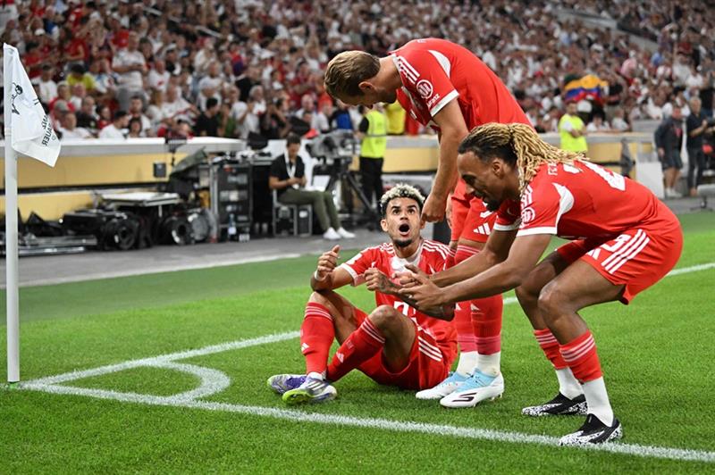 的是一个完, 谈路易斯, 决赛