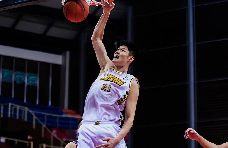 替许钟豪的, 前些年被广