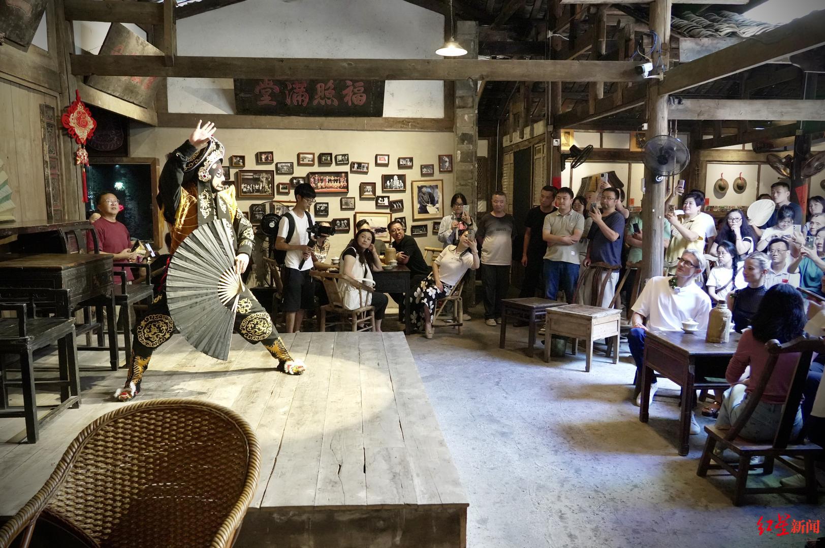 MTMap, 在这里, 性的摆设