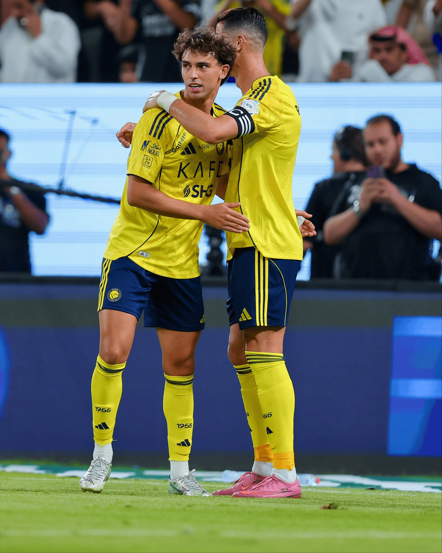 MYmqW, AA, 我们还渴望