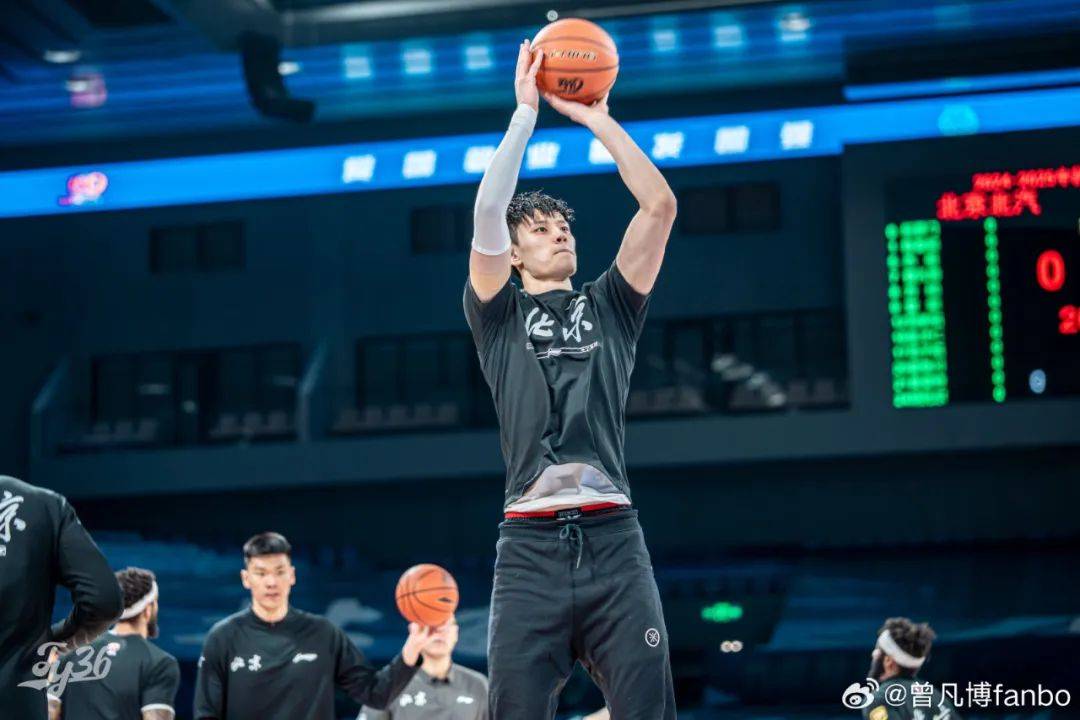 球运动员, A球队的试